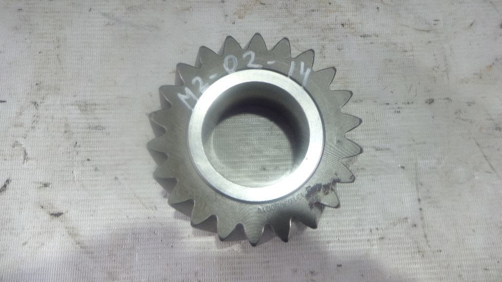 шестерня задней передачи б/у